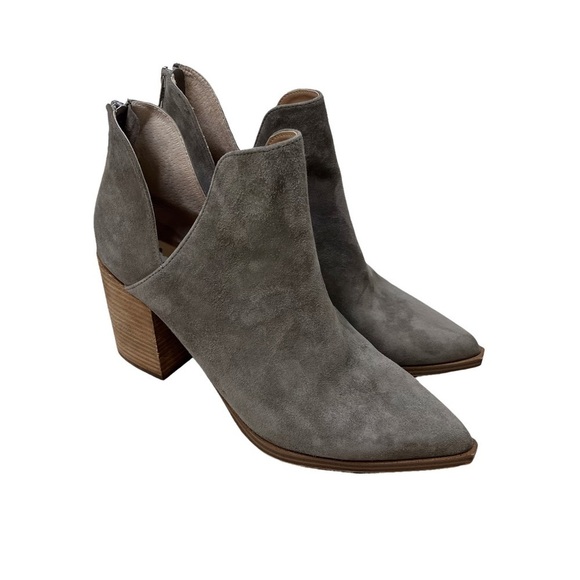 Steve Madden Cedar Bootine Gray Suede Size 11 V Cutout Stacked Block Heel - Picture 2 of 8